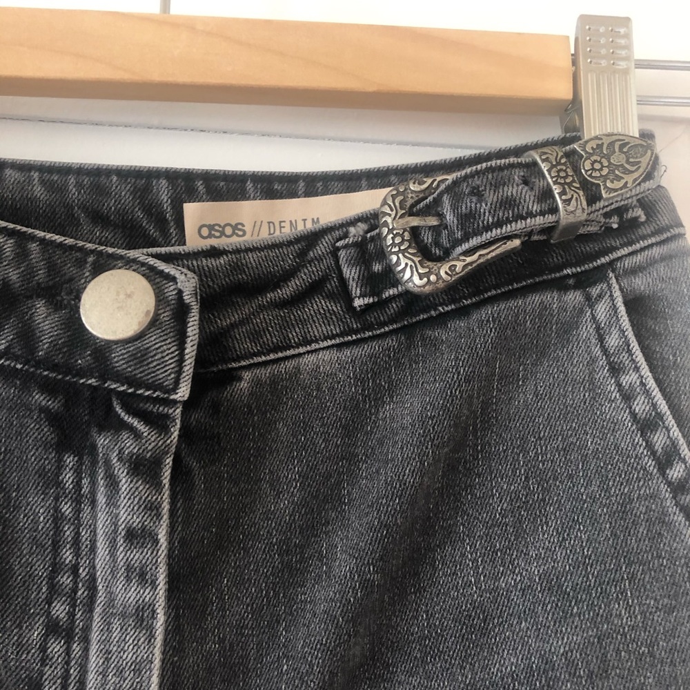 NWOT High waist ASOS jeans with belt detail